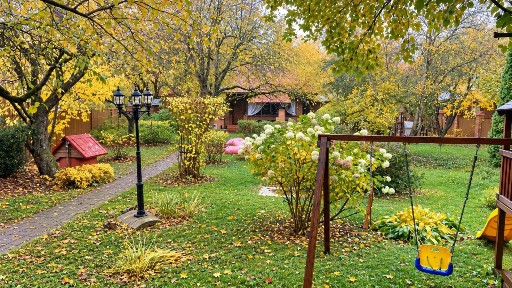 Сдается 4-этажный дом, 415 м²