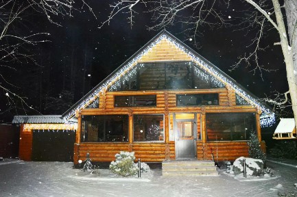 Сдается 2-этажный дом, 170 м²