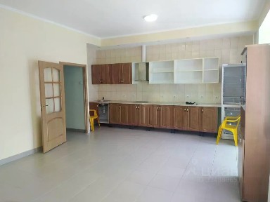 Сдается таунхаус, 225 м²