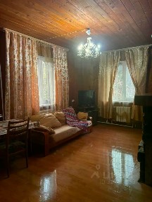 Сдается 2-этажный дом, 180 м²