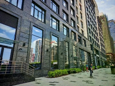 Продается торговая площадь, 283 м²