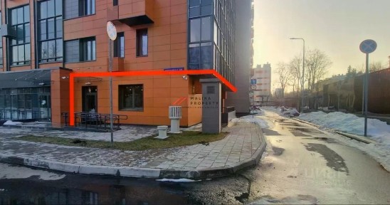 Продается торговая площадь, 140 м²