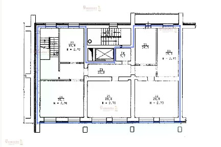 Сдается офис, 241,8 м²