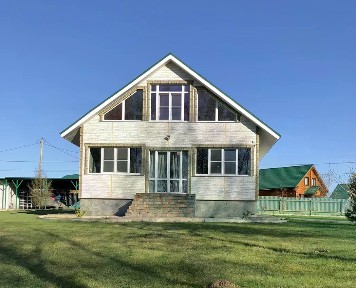 Продается 2-этажный дом, 200 м²