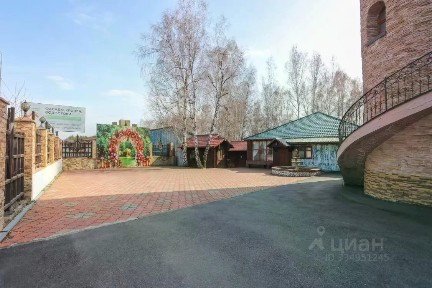 Продается здание, 1 215,3 м²