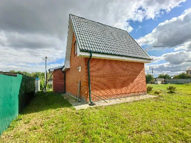 Продается 2-этажный дом, 100 м²