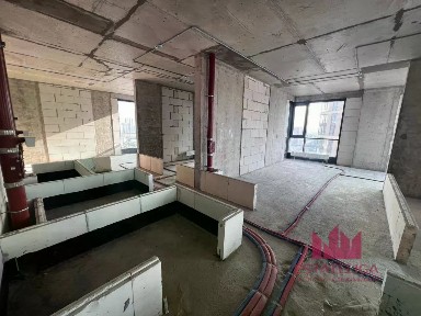Продается 4-комн. квартира, 131 м²