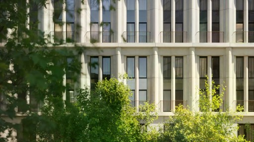 Продается 2-комн. квартира, 111,1 м²