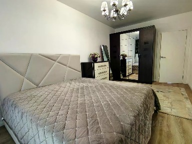 Продается 2-комн. квартира, 57,1 м²