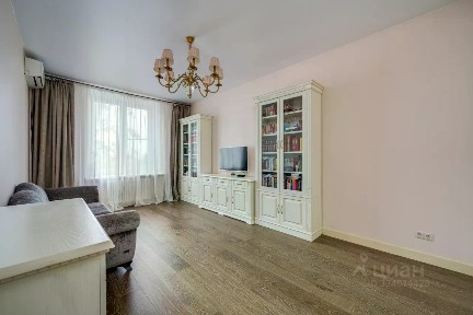 Продается 2-комн. квартира, 56 м²