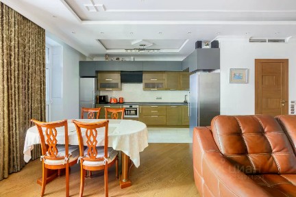 Продается 3-комн. квартира, 109 м²
