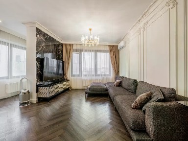 Продается 4-комн. квартира, 155 м²