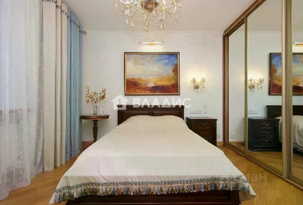 Продается 4-комн. квартира, 147,1 м²