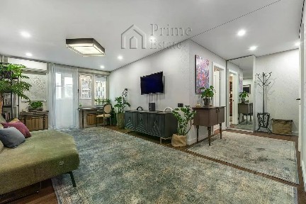 Продается 2-комн. квартира, 57,1 м²