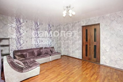 Продается 4-этажный таунхаус, 237,3 м²