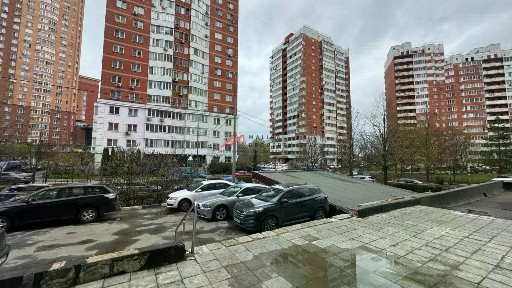 Продается торговая площадь, 138 м²