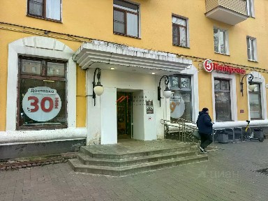 Продается торговая площадь, 595 м²