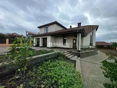 Продается 2-этажный дом, 311 м²