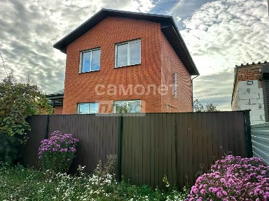 Продается 2-этажный дом, 100 м²