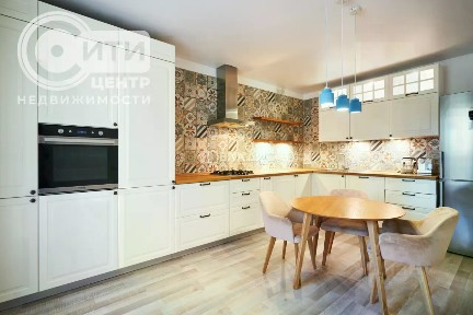 Продается 3-комн. квартира, 101,9 м²