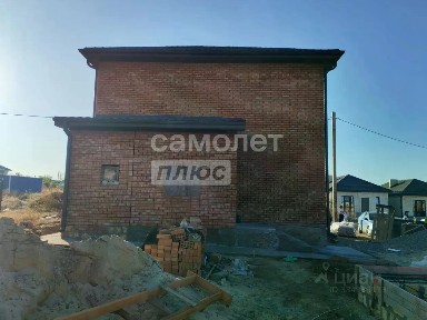 Продается 2-этажный дом, 135 м²
