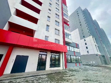 Сдается торговая площадь, 821 м²