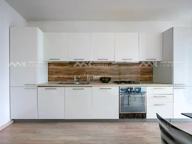 Продается 2-комн. квартира, 80,6 м²