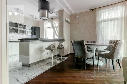 Продается 2-комн. квартира, 112 м²