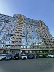 Продается 2-комн. квартира, 72 м²