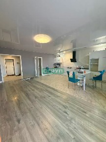 Продается 3-комн. квартира, 150 м²