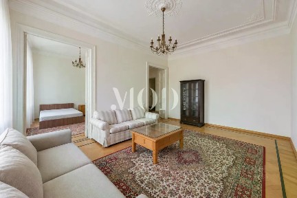 Сдается 5-комн. квартира, 157 м²
