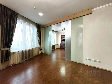 Сдается 3-комн. квартира, 148 м²
