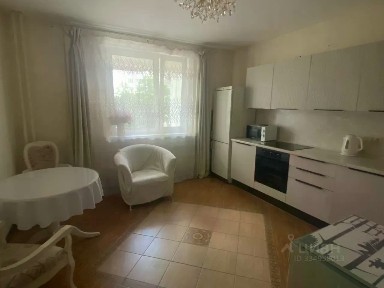 Сдается 2-комн. квартира, 72 м²