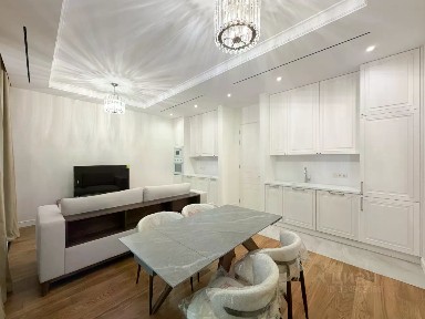 Сдается 4-комн. квартира, 130 м²