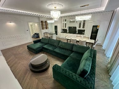 Сдается 5-комн. квартира, 300 м²