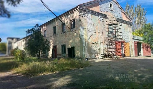 Ростовская область, Донецк, просп. Мира, 8