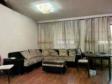 Продается 4-комн. квартира, 95 м²