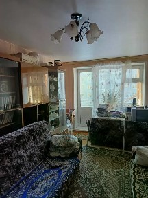 Продается 4-комн. квартира, 72 м²
