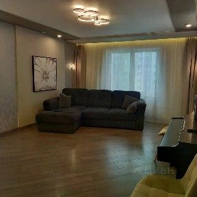 Продается 4-комн. квартира, 102 м²