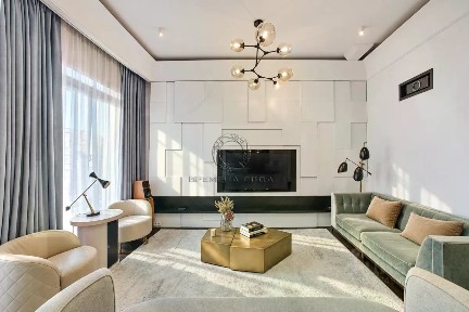 Продается 4-комн. квартира, 157 м²