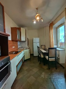 Продается 2-комн. квартира, 55,7 м²