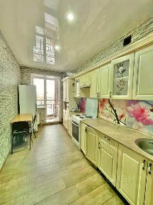 Продается 2-комн. квартира, 57 м²
