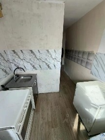 Продается 4-комн. квартира, 61 м²