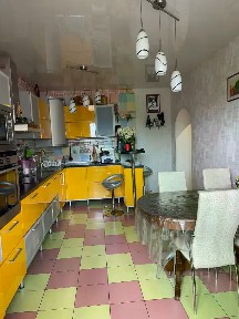 Продается 4-комн. квартира, 126,7 м²