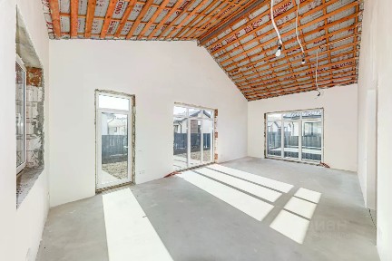 Продается 1-этажный дом, 109 м²