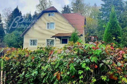 Сдается 3-этажный дом, 185 м²