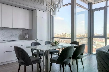 Сдается 2-комн. квартира, 98 м²