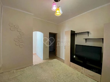 Продается 2-комн. квартира, 56,3 м²