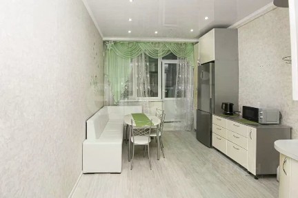 Сдается 1-комн. квартира, 49 м²