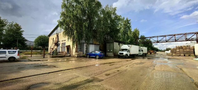 Сдается склад, 1 300 м²